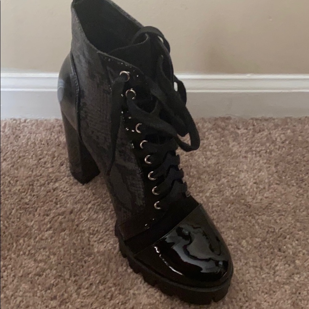 Black “Rock Style” high heels boots - Picture 2 of 3